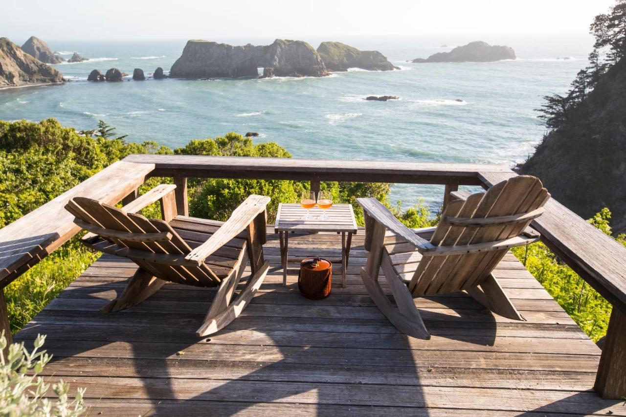 The Harbor House Inn Elk Bagian luar foto