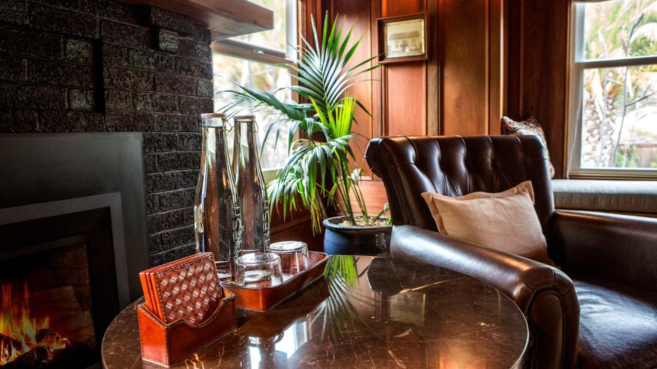 The Harbor House Inn Elk Bagian luar foto