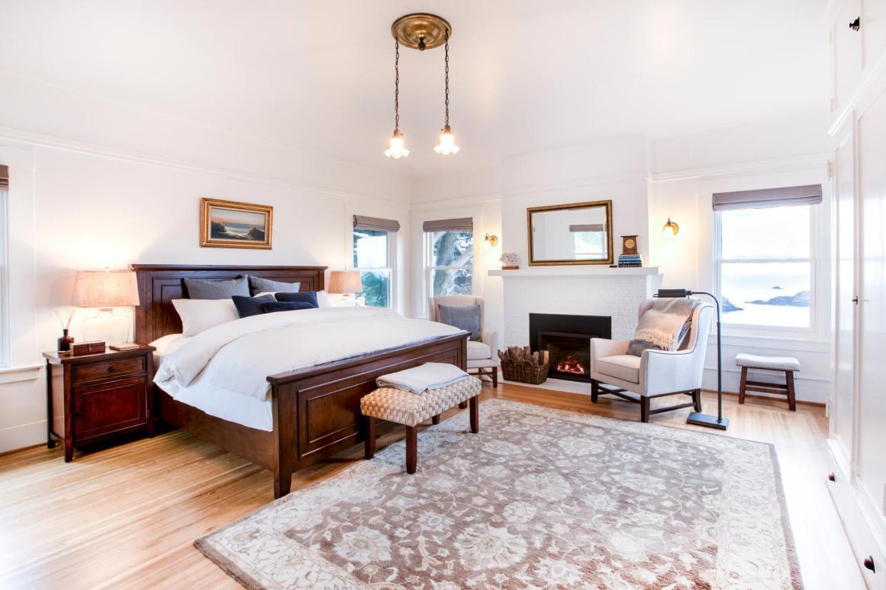 The Harbor House Inn Elk Bagian luar foto